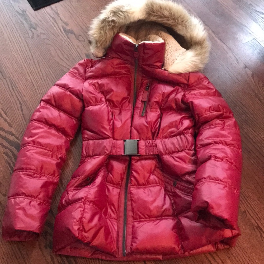 Women’s  red puffer coat with fur hood and belt